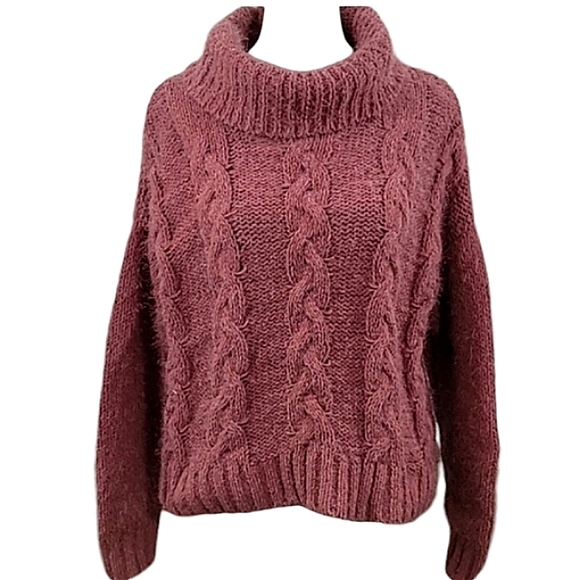 Freshman Sweater Salmon Pink Cowlneck Fuzzy Cable Knit Chunky Cropped Oversized - Picture 1 of 10